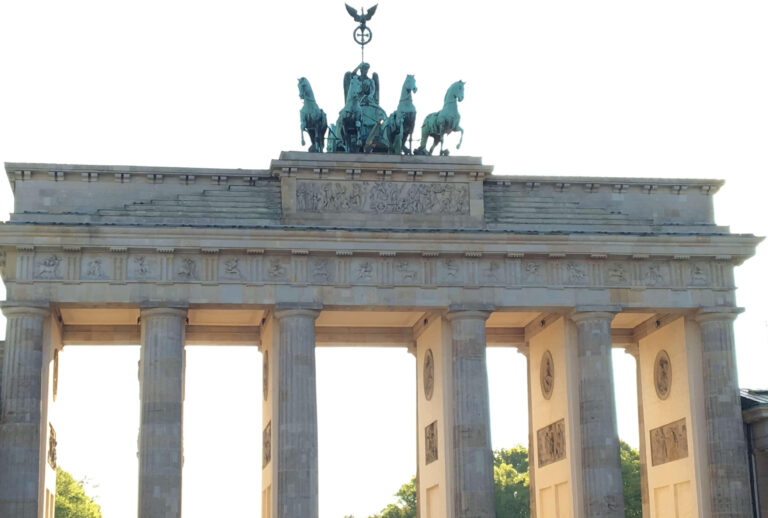 berlin bradenenberg gate v2