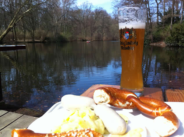 berlin cafe am neuen see beer garden