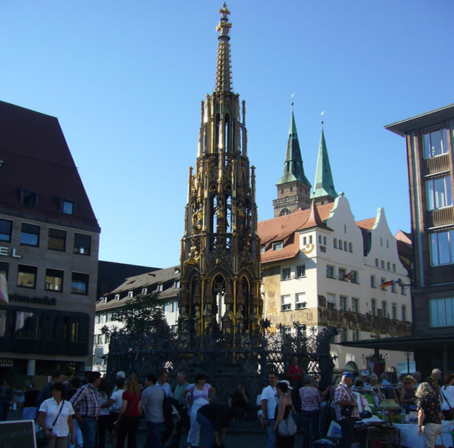 nuremburg beautiful fountain